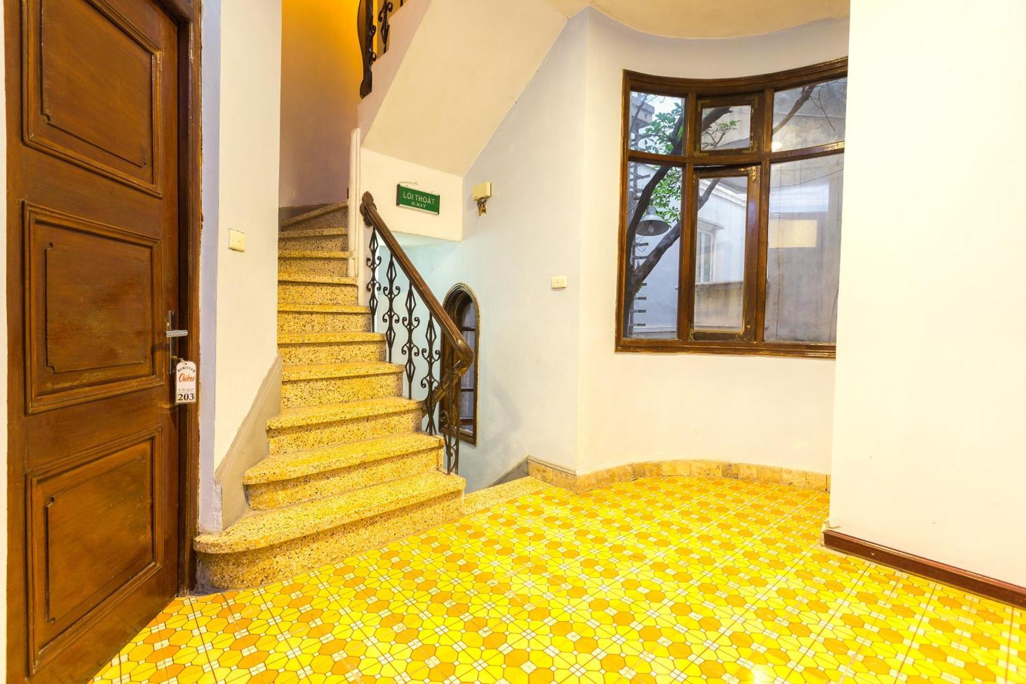 Chikoo Homestay Spot-On Hanoi Eksteriør billede